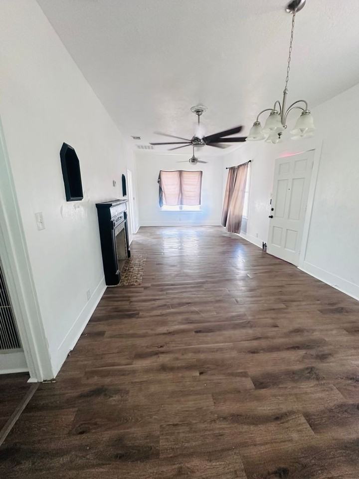 542 Mcintyre Ave - Photo 6 of 28