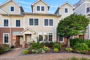 featured image of 7 Grove Ct #24