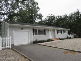 featured image of 255 Dogwood Ln