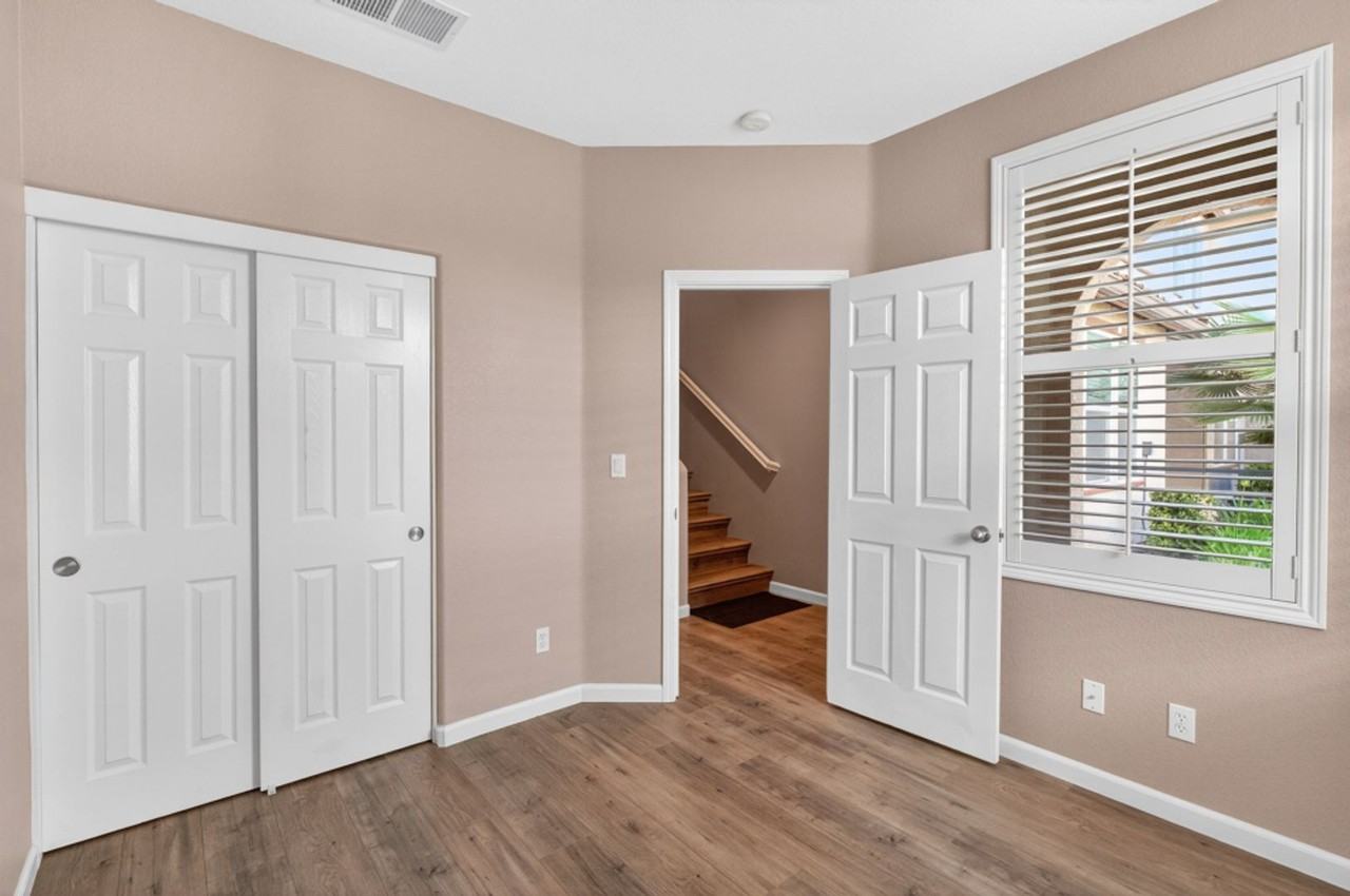 8150 Crystal Walk Cir - Photo 3 of 15