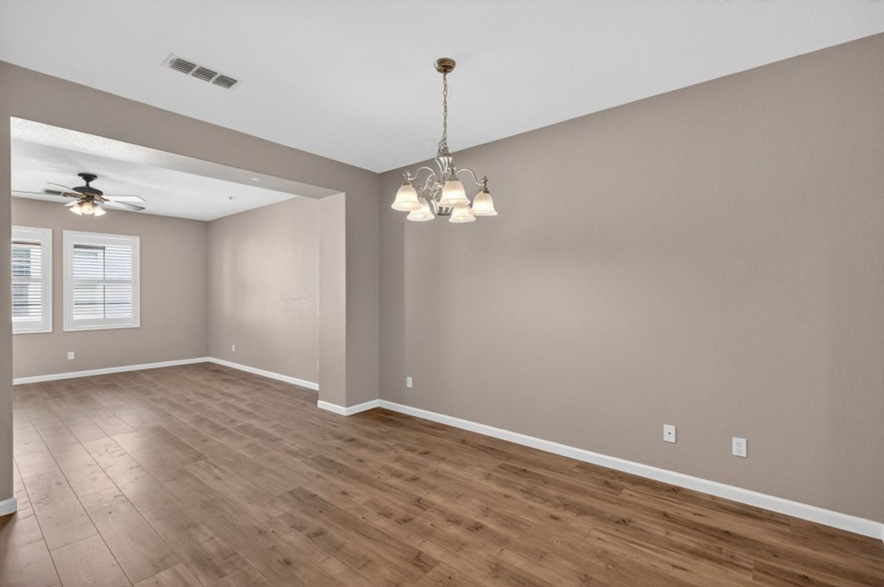 8150 Crystal Walk Cir - Photo 5 of 15