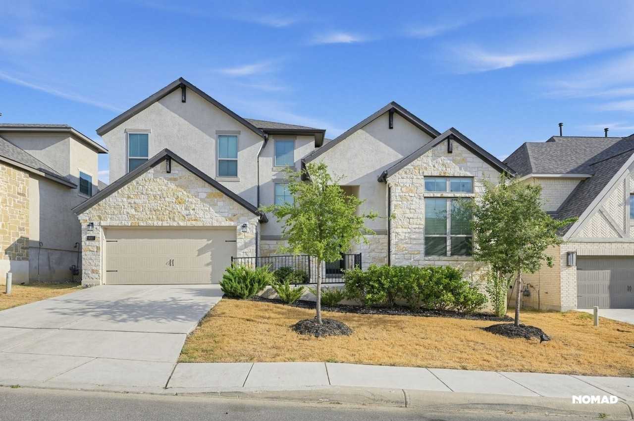 9007 Raven Pointe - Photo 2 of 32