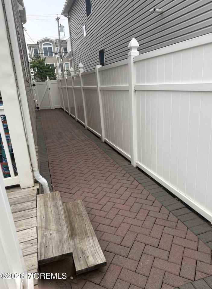 221 1st Ave - Photo 4 of 4