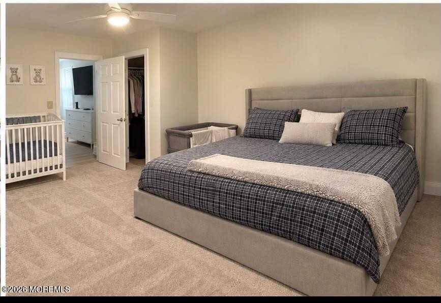 1 W Grochowiak St - Photo 2 of 10