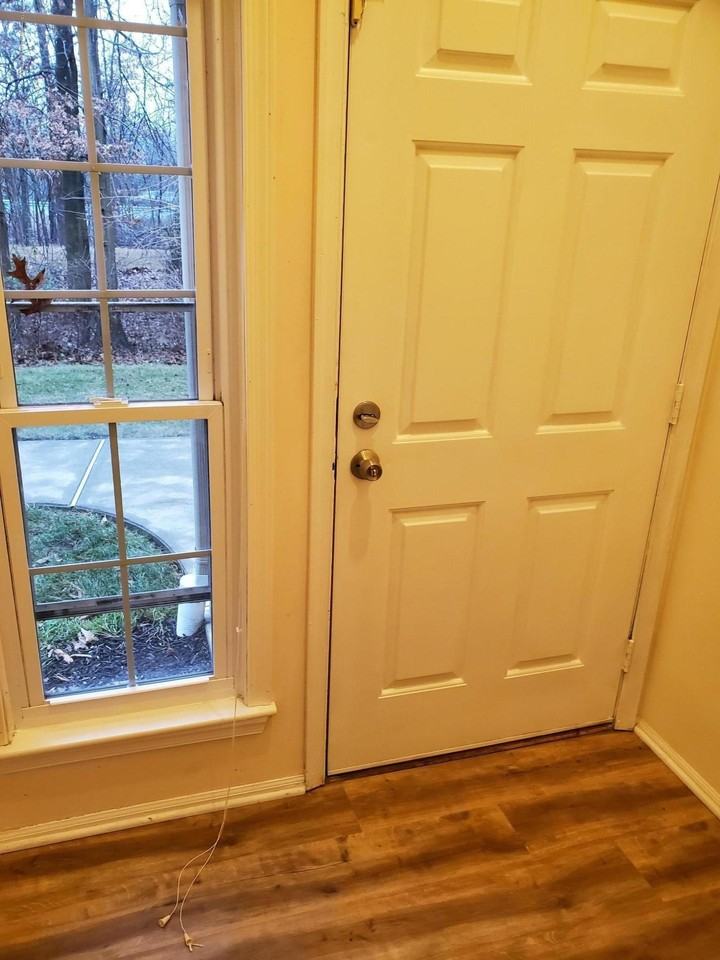 401 Yorkshire Pl - Photo 4 of 23
