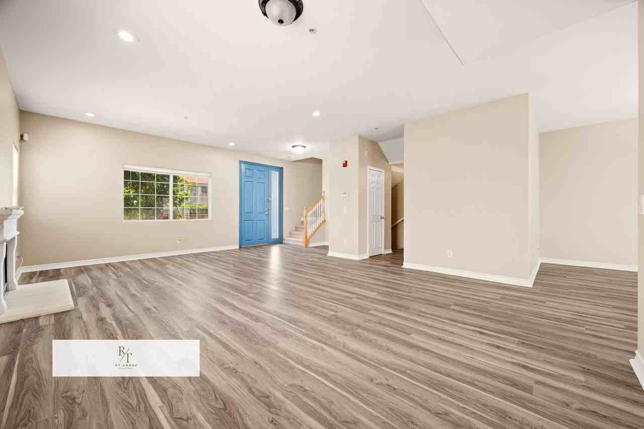 1115 Fairview Ave #B - Photo 2 of 28
