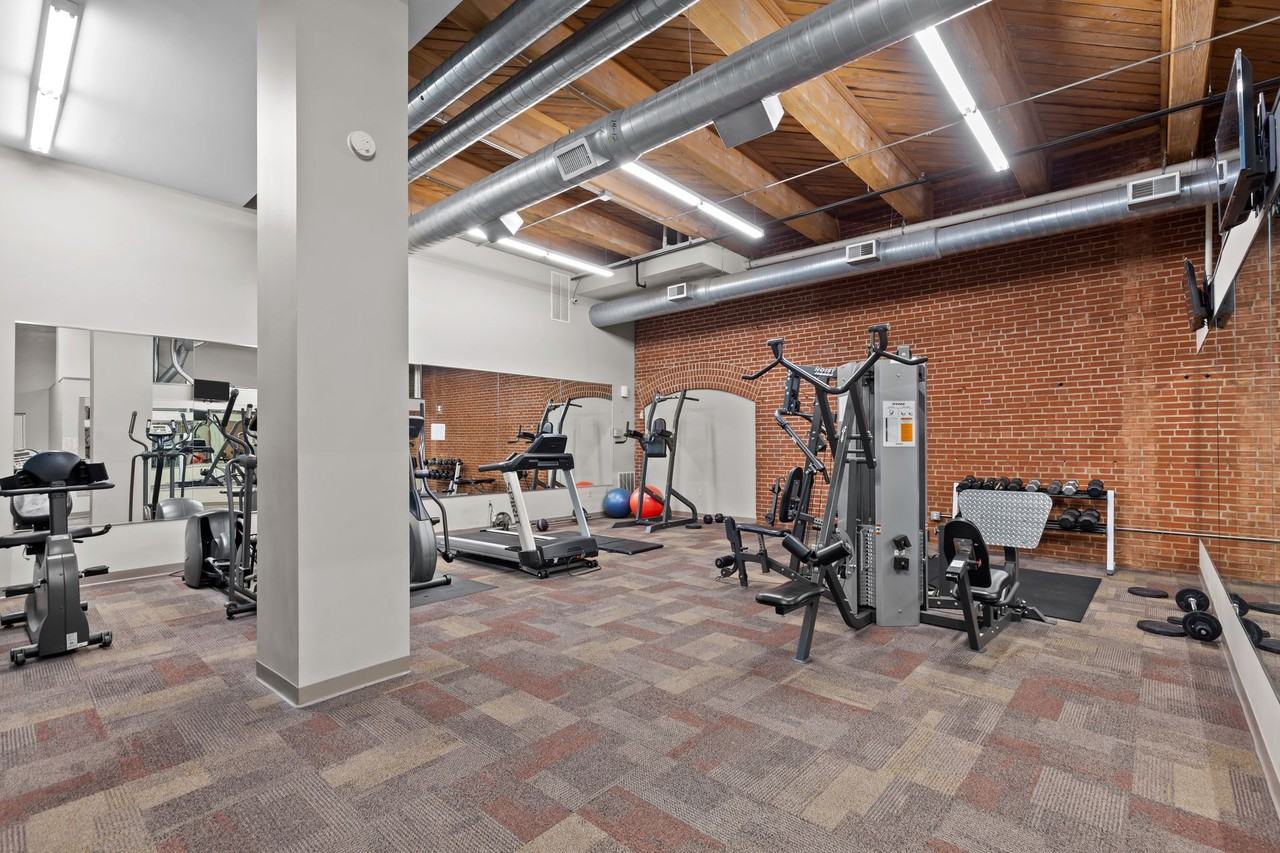 Vangard Lofts - Photo 2 of 4