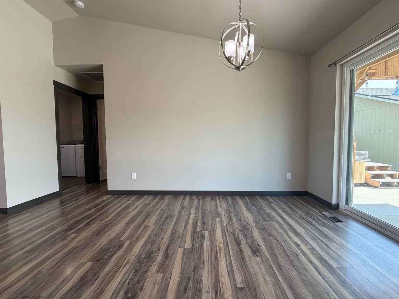 3270 1st St Se - Photo 5 of 25