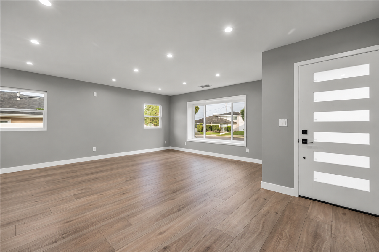 25223 Weston Rd - Photo 6 of 12