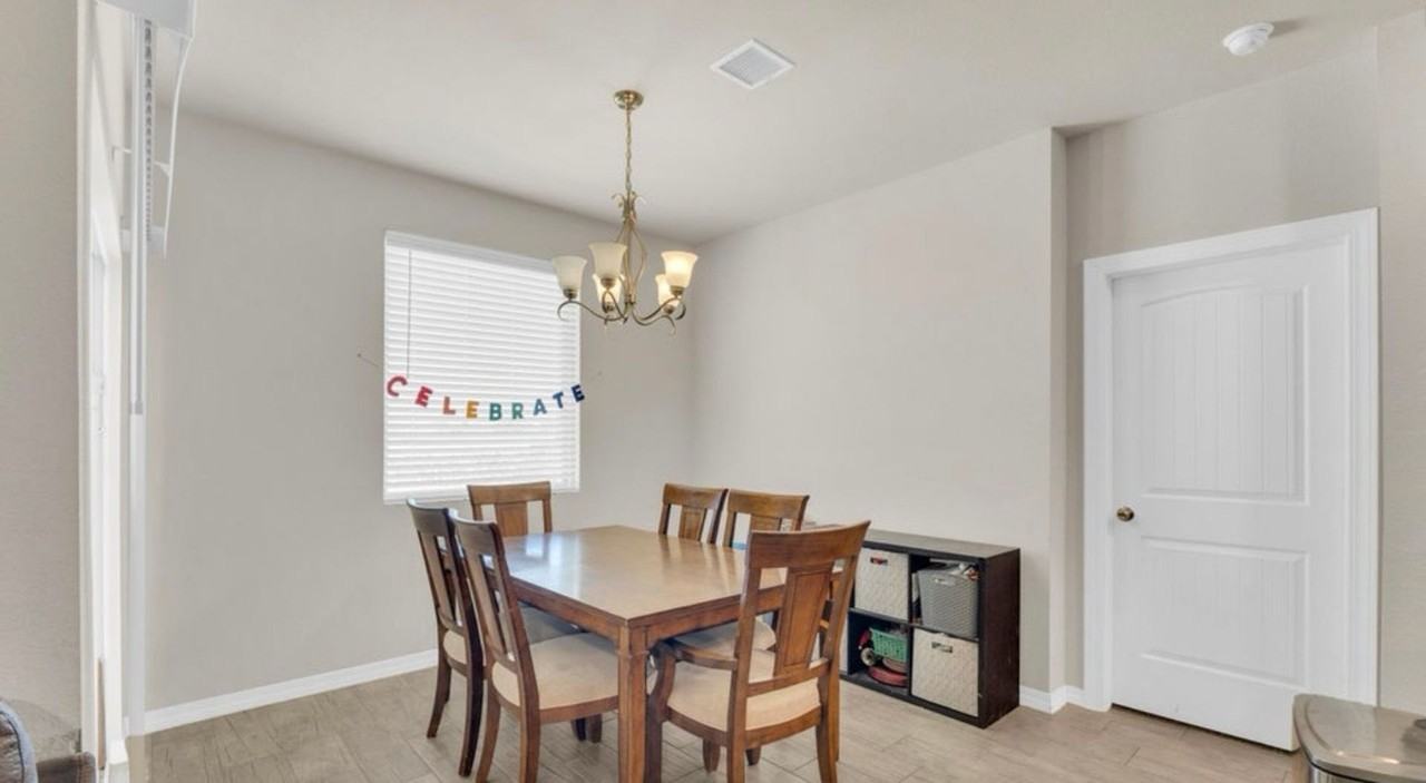 13935 Summer Harmony Ave - Photo 7 of 29
