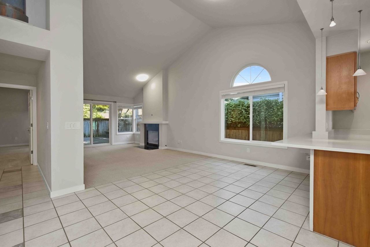 10209 Ne 126th Pl - Photo 2 of 45