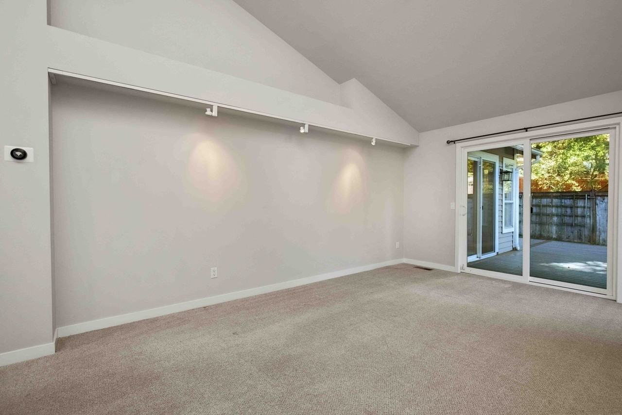 10209 Ne 126th Pl - Photo 4 of 45