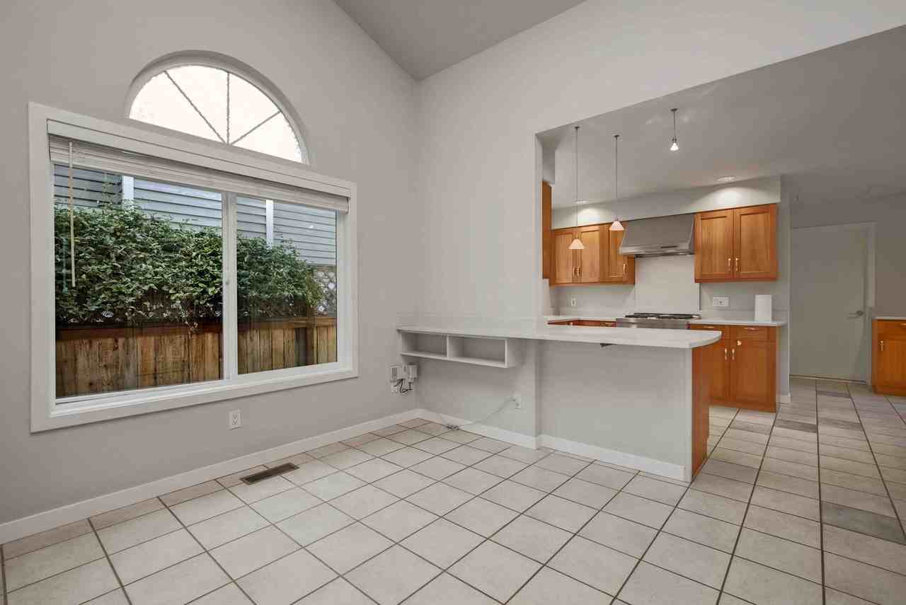 10209 Ne 126th Pl - Photo 7 of 45