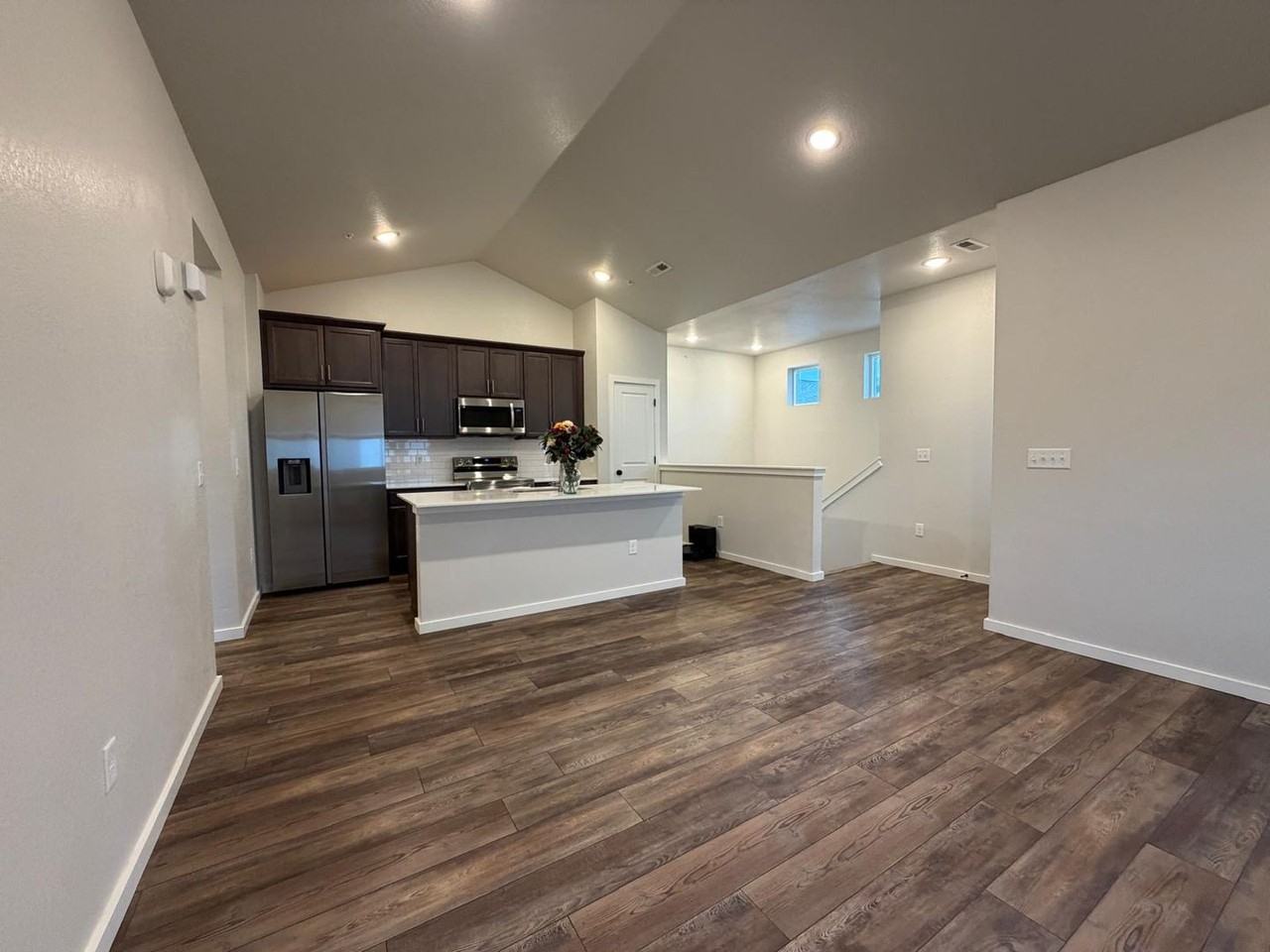 569 Vicot Way #A - Photo 5 of 19