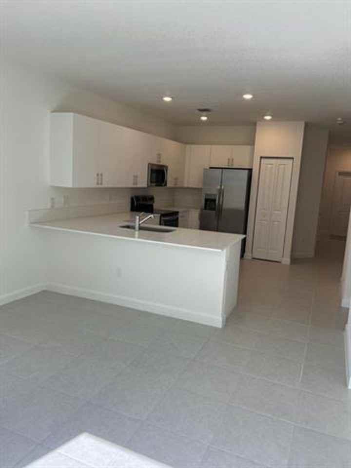 237 237 SW 159th Way th 237 - Photo 6 of 8