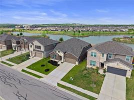 featured image of 12120 Paseo De Los Lagos Ln