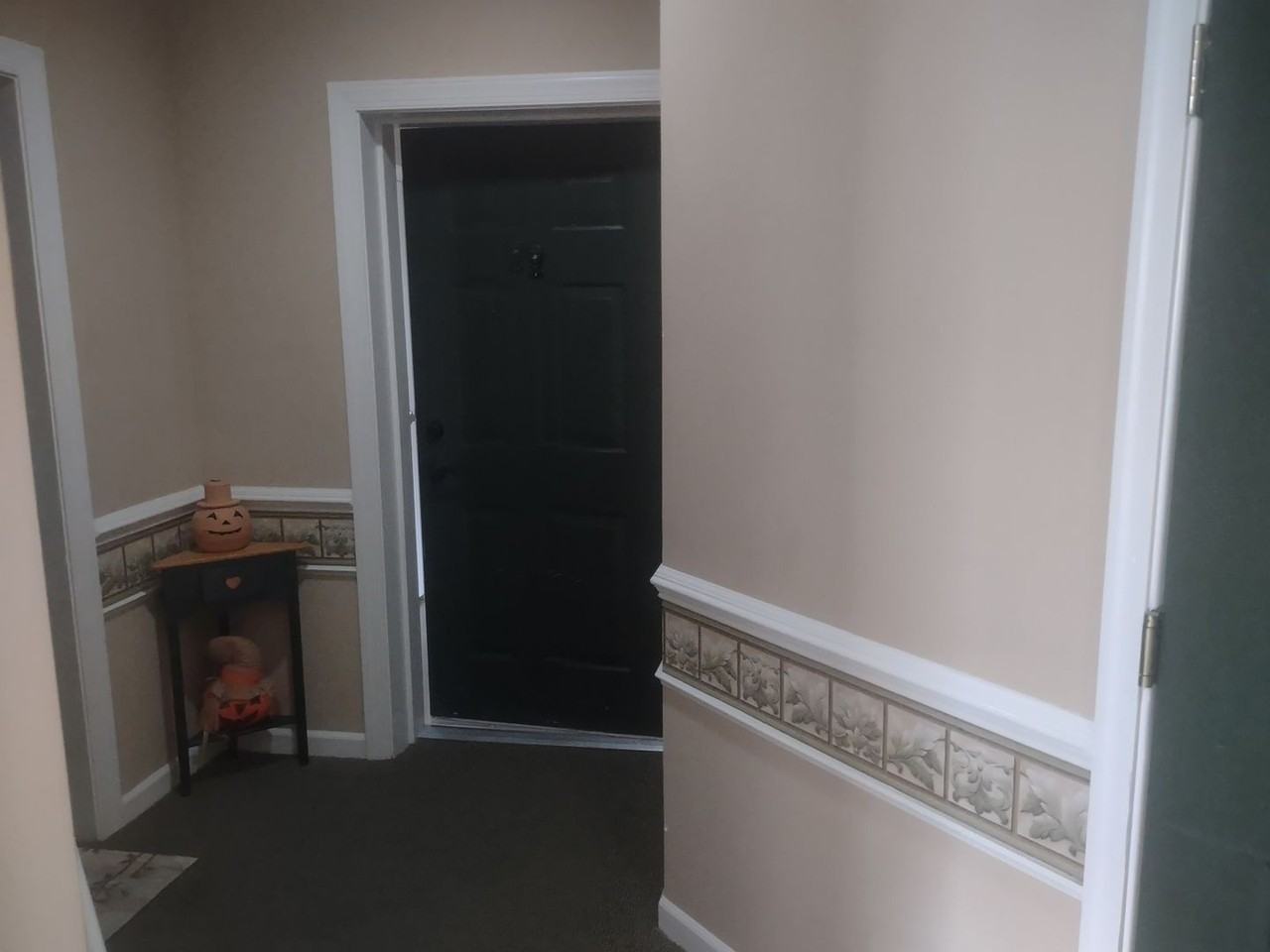 812 Long Dr #F - Photo 3 of 32