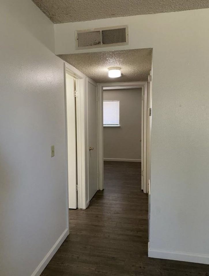 634 Cedar Ave - Photo 5 of 10