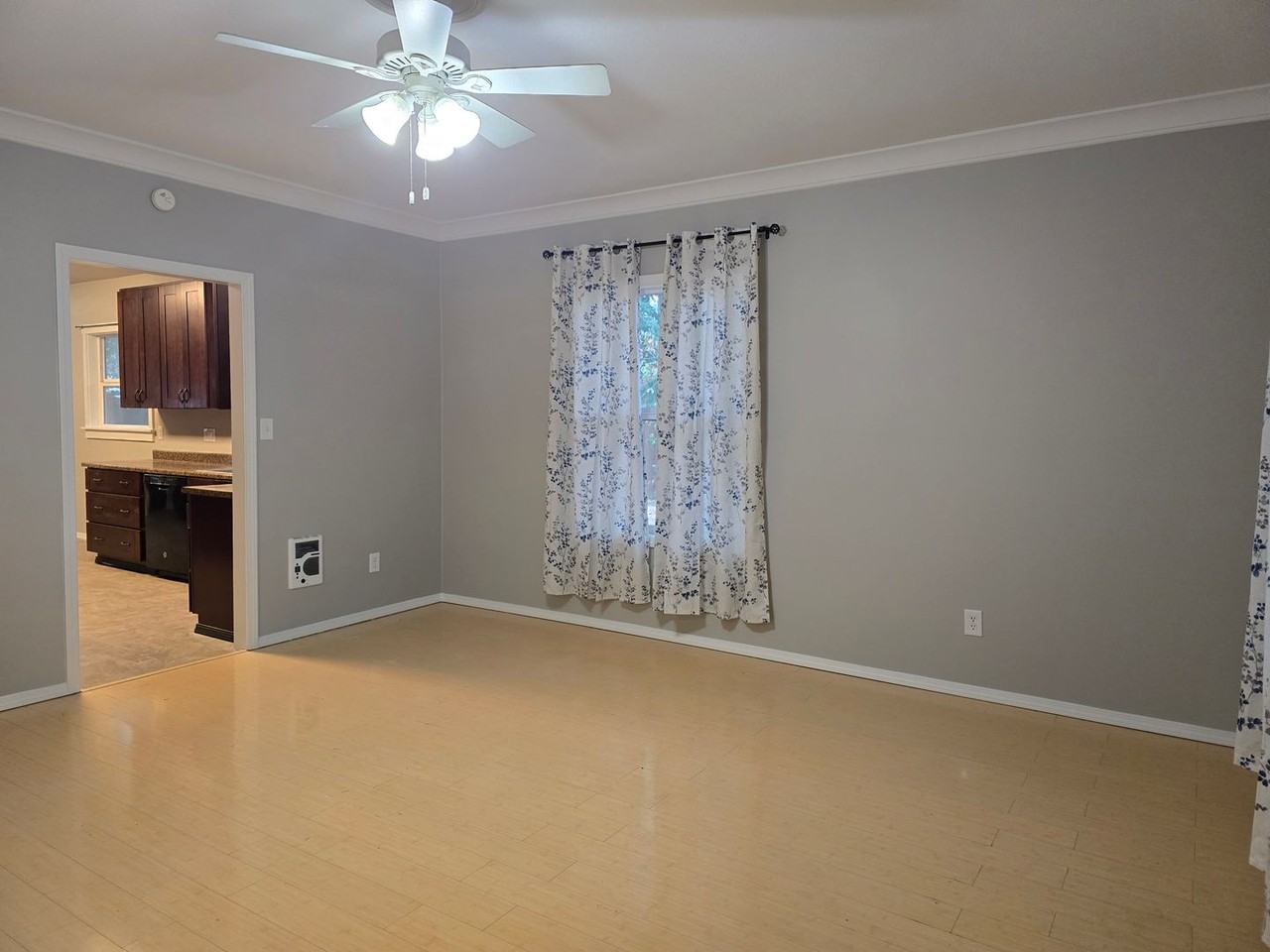 12911 Gravelly Lake Dr Sw - Photo 4 of 41