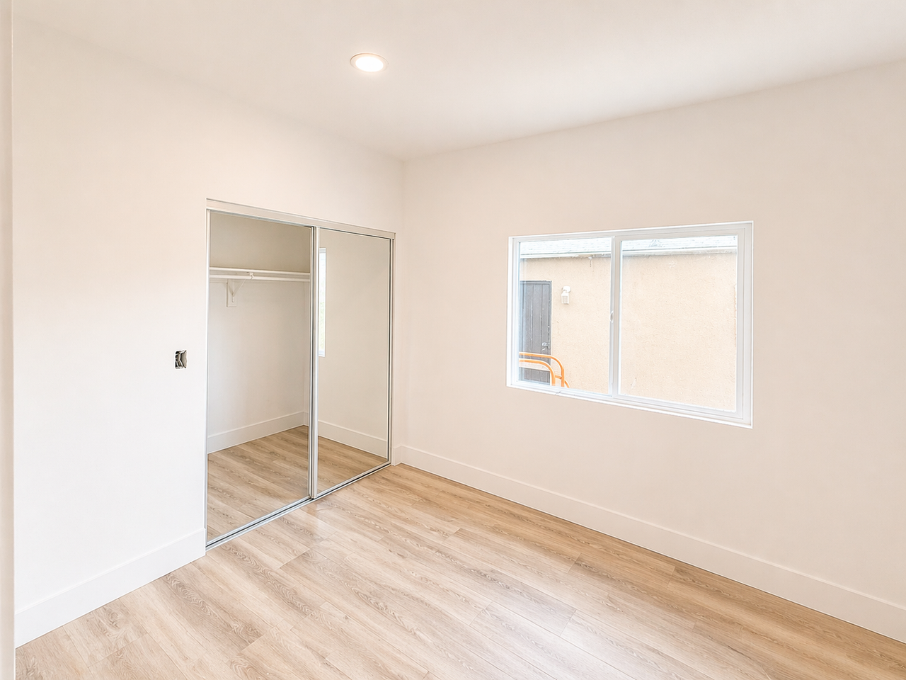 2153 Balboa Ave - Photo 4 of 22