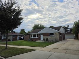 featured image of 9104 Oleander Ave