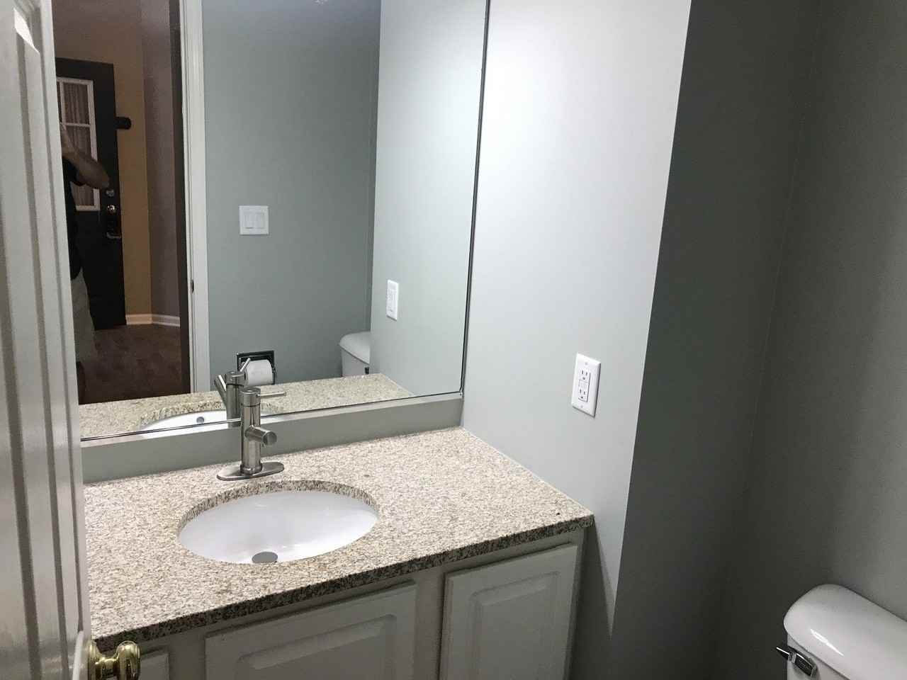 1828 Lucylle Ct - Photo 5 of 14