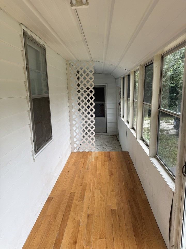 1306 E Green St - Photo 3 of 20