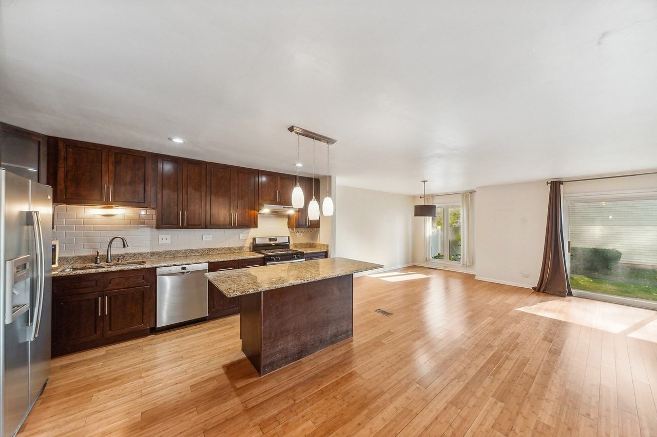 527 Winston Ln #527 - Photo 5 of 13