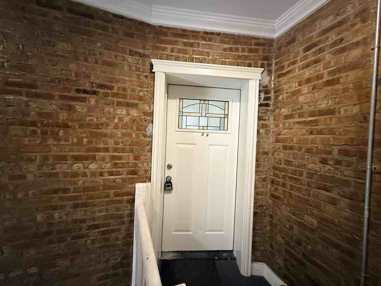 1025 S Austin Blvd #2N - Photo 3 of 14