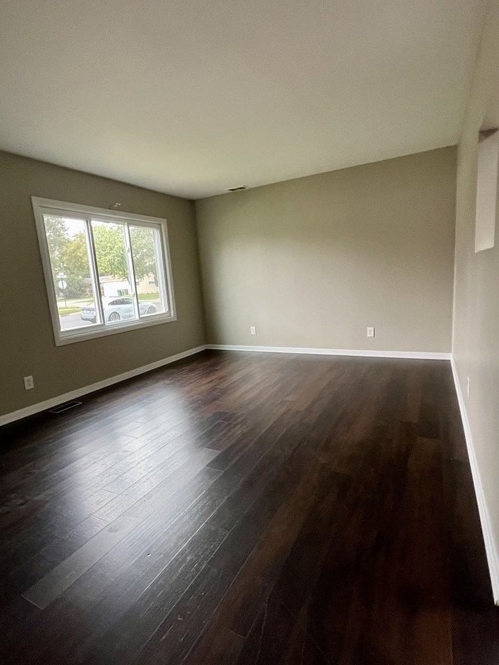 40 Arlington Dr - Photo 2 of 22