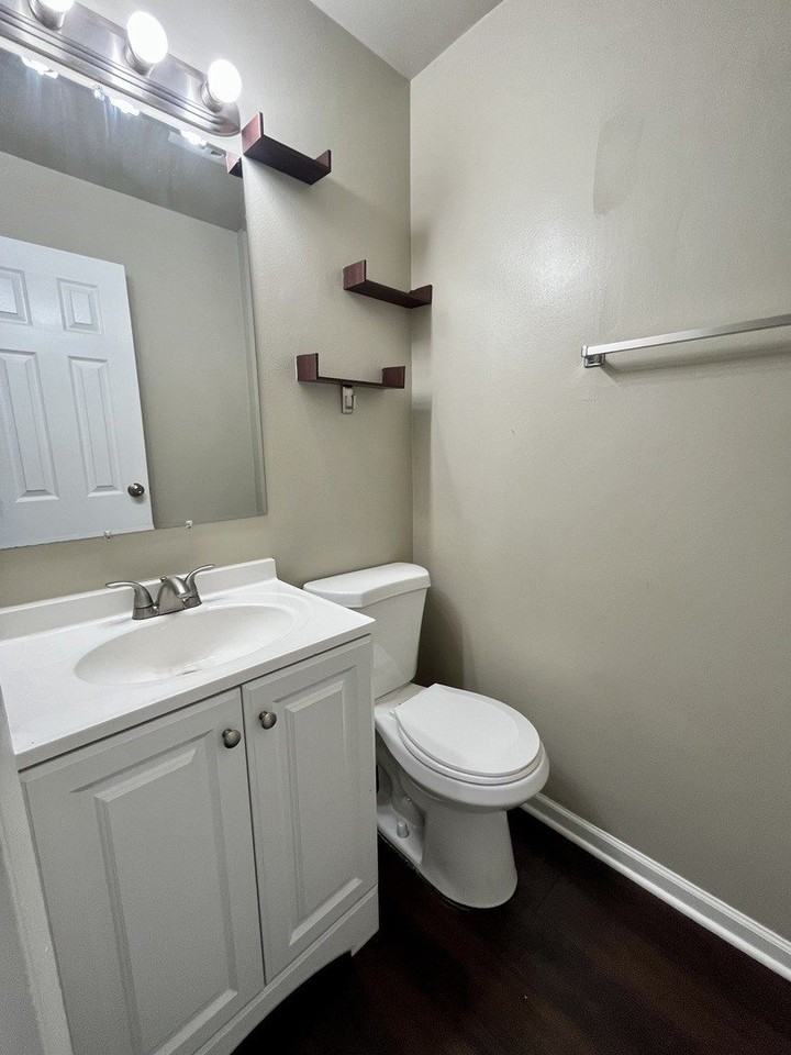 40 Arlington Dr - Photo 7 of 22