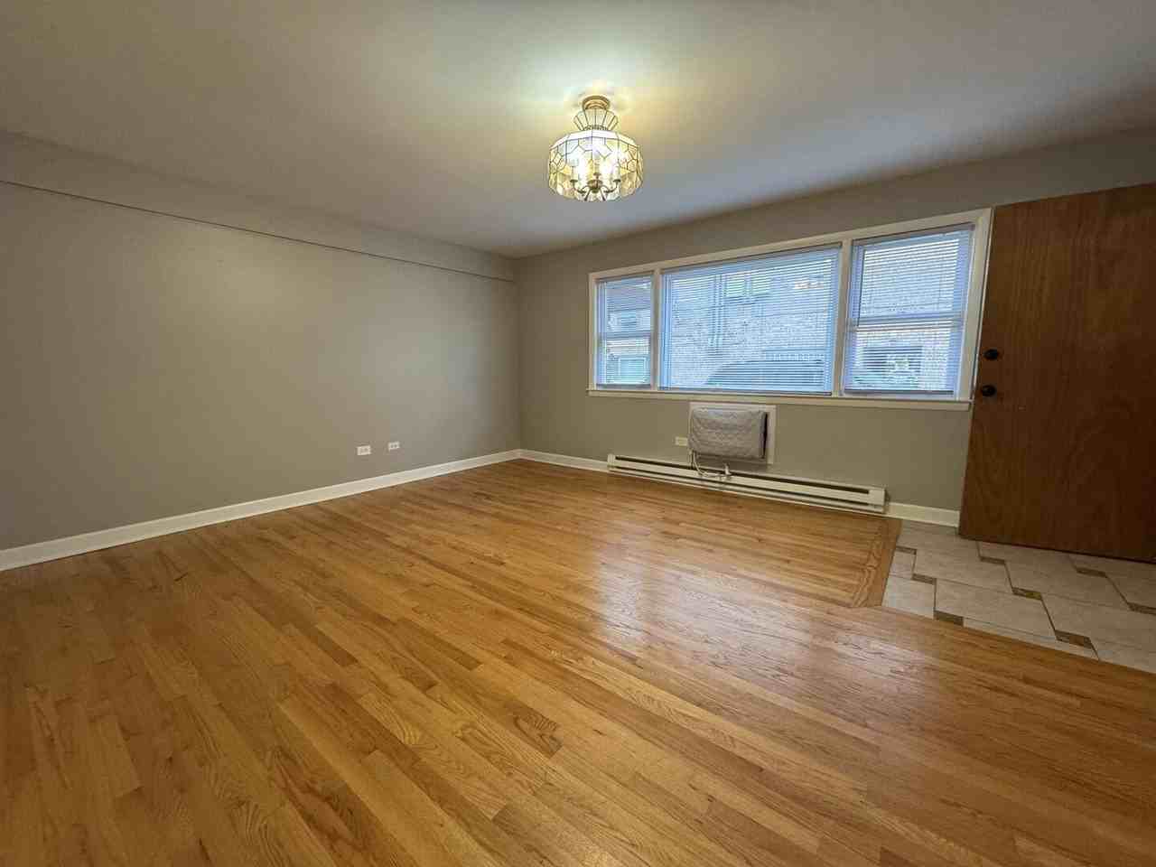 2940 N Harlem Ave #6 - Photo 4 of 13