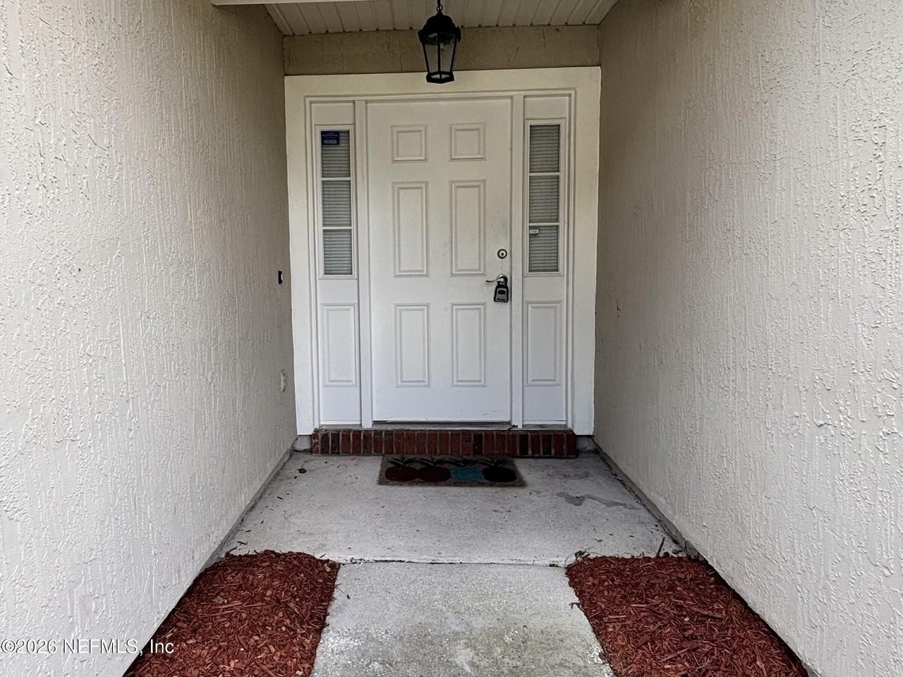 9302 Prosperity Lake Dr - Photo 4 of 35
