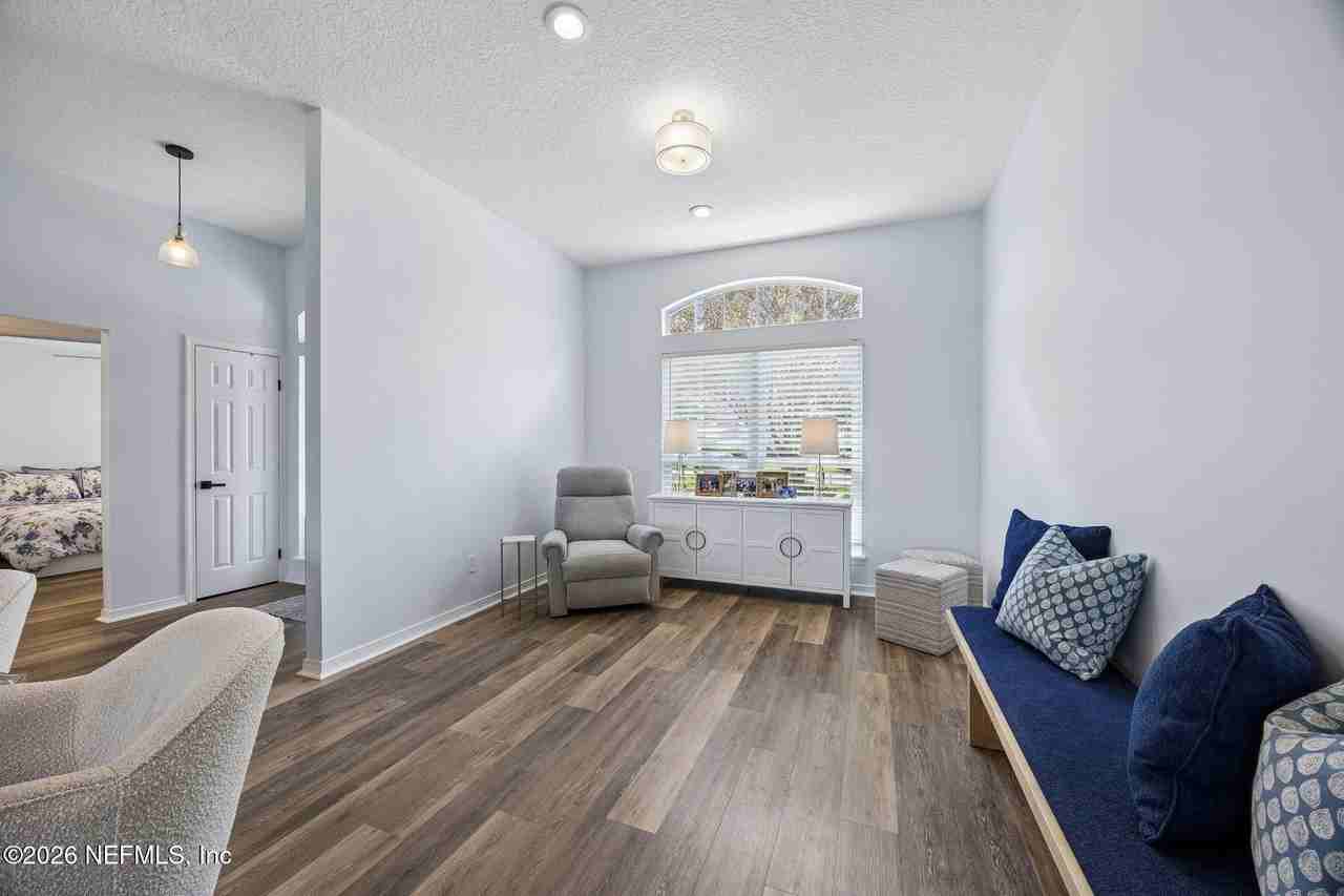 108 Glenmawr Ct - Photo 7 of 27