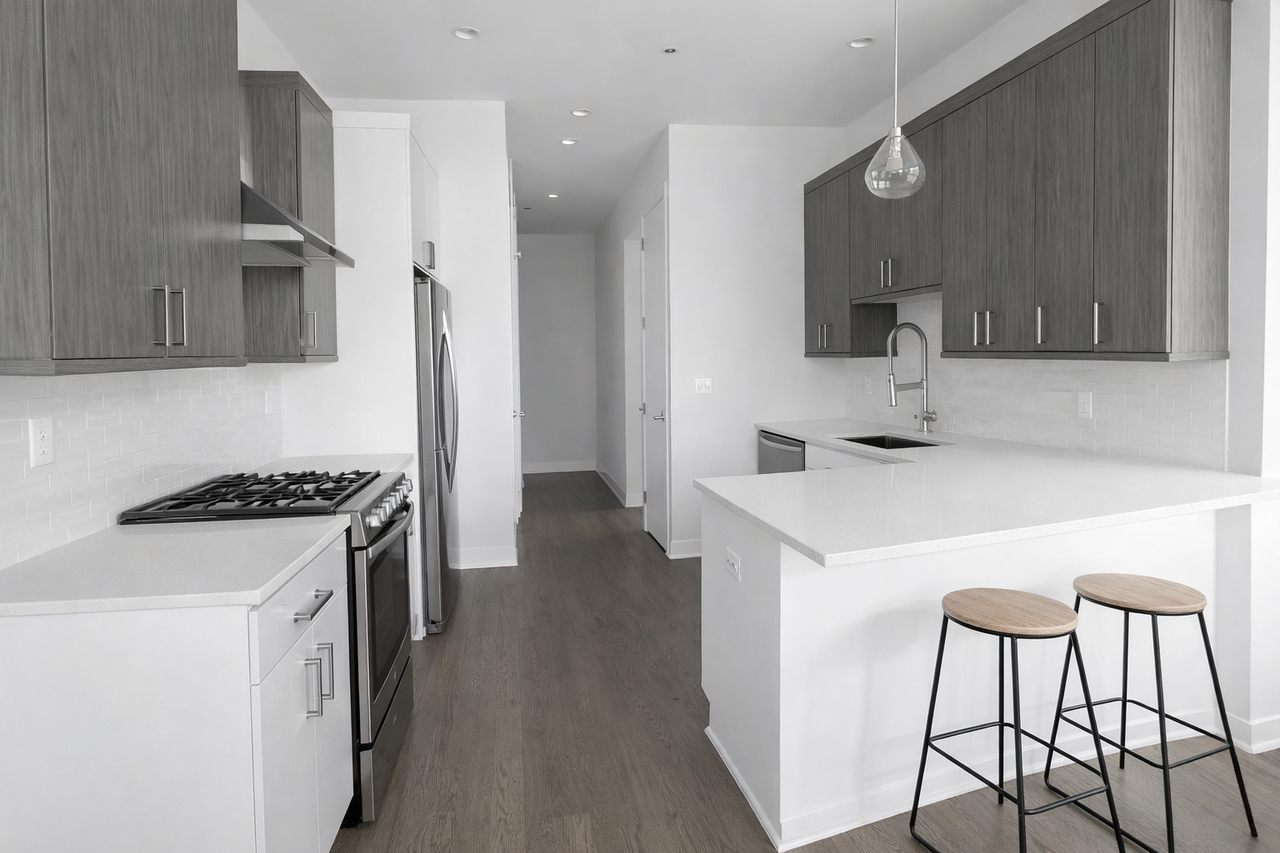 2217 W Madison St #314 - Photo 2 of 20