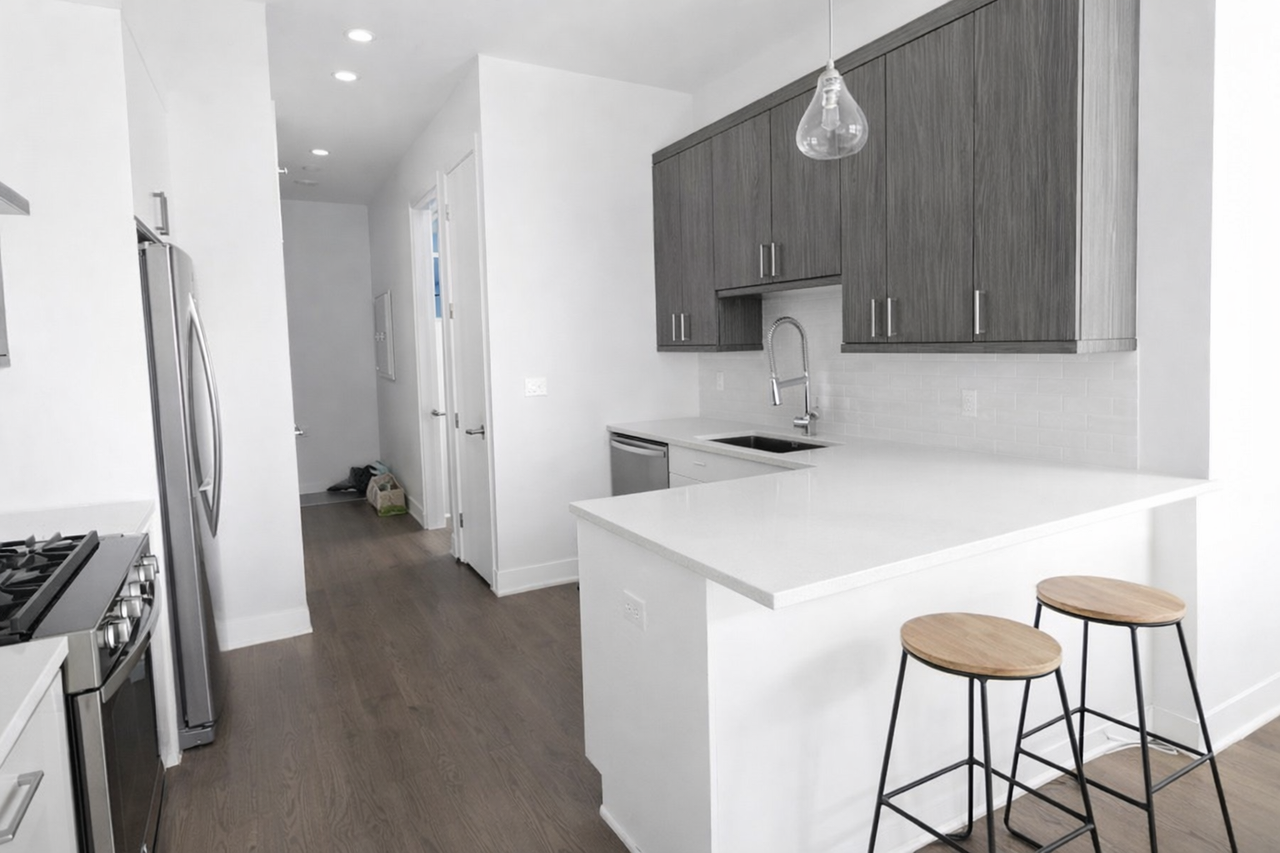 2217 W Madison St #314 - Photo 5 of 20
