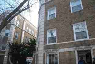 1145 W Lunt Ave - Photo 1 of 1