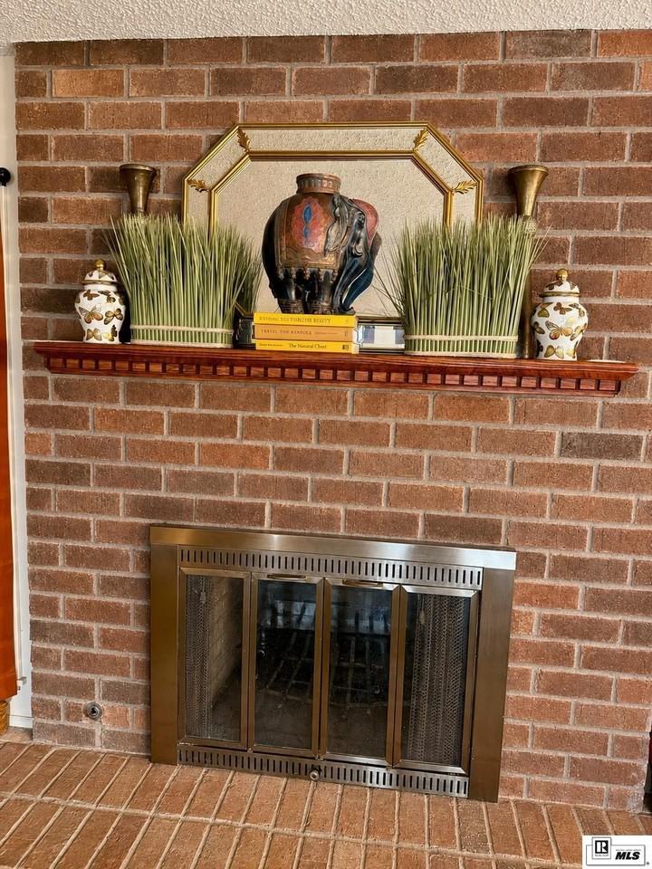 1800 Oakmont St - Photo 7 of 26