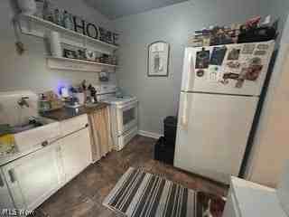 740 Friendship Dr - Photo 3 of 6