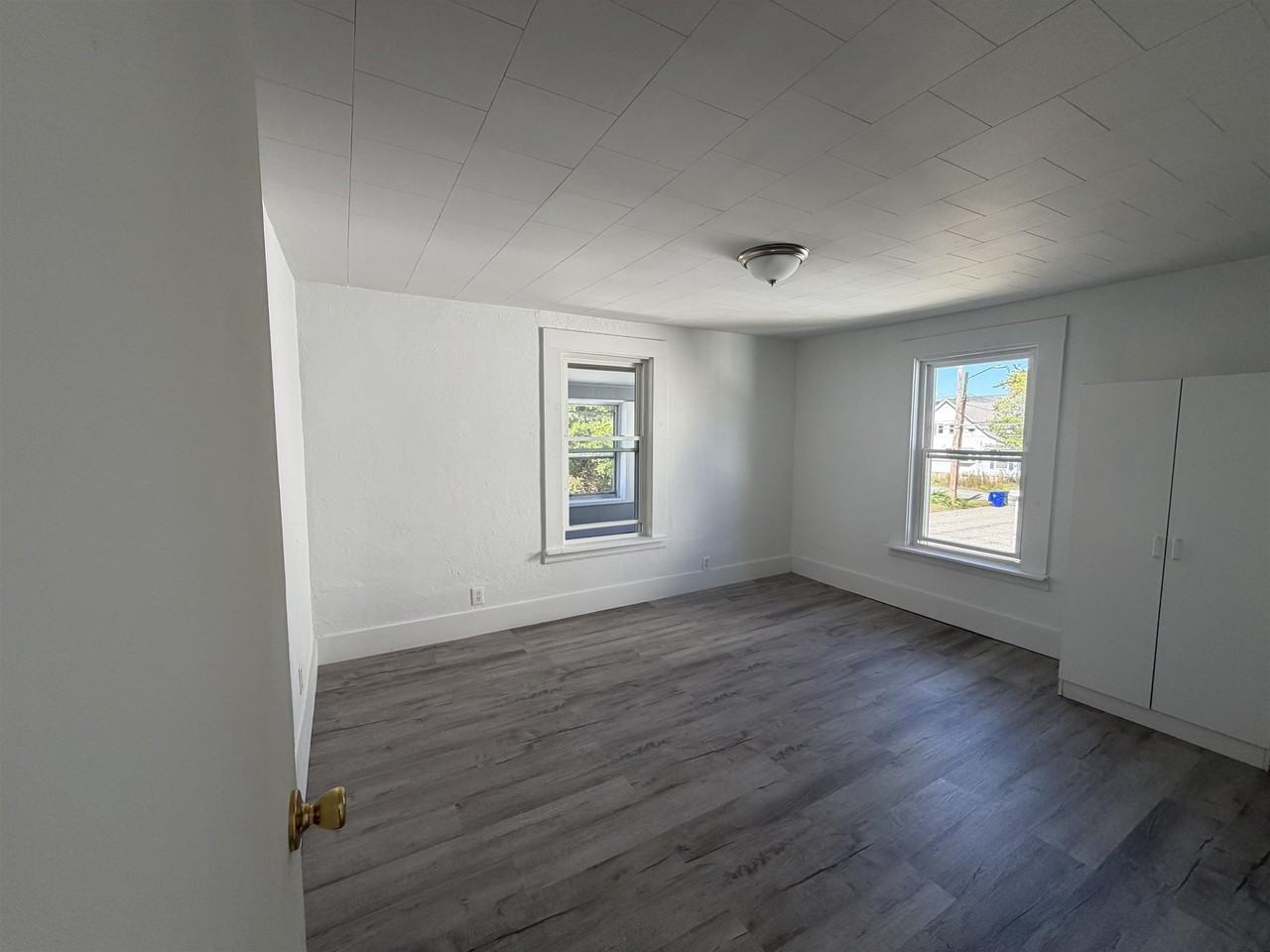 84 Essex St #2 - Photo 7 of 28