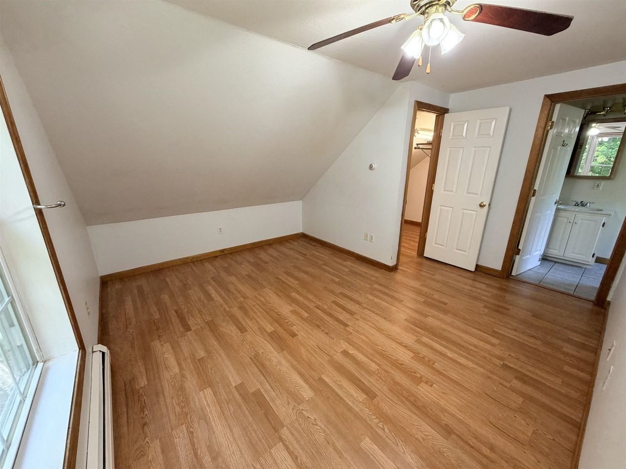 135B Long Point Rd #B - Photo 4 of 10