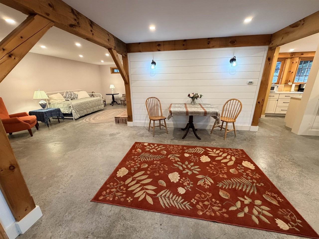 40 Colby Rd #2 - Photo 5 of 21