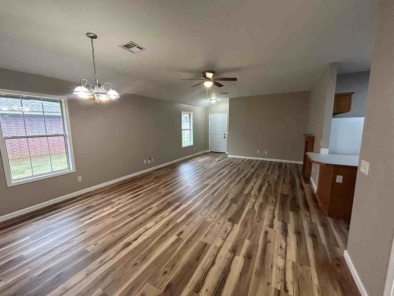 717 Pecan Hill St #2 - Photo 3 of 13