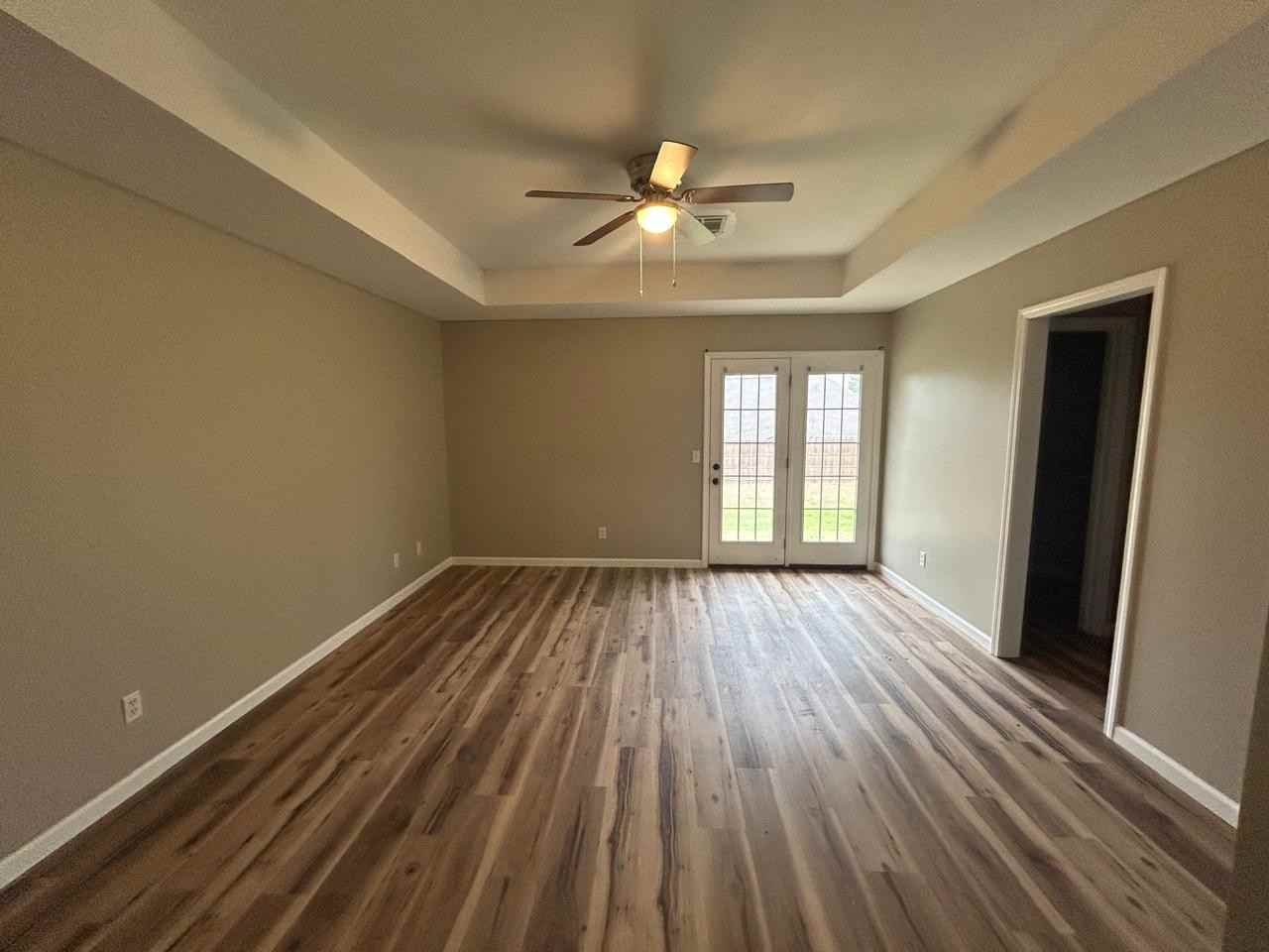 717 Pecan Hill St #2 - Photo 5 of 13