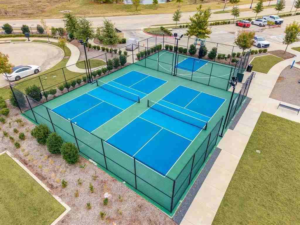 2856 Chester Dr - Photo 7 of 40
