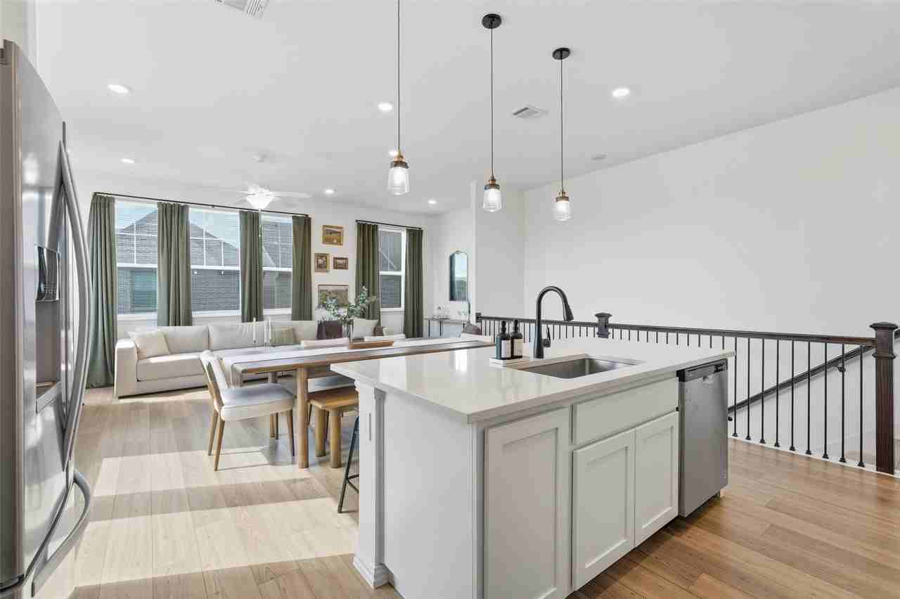 7503 Millingston Rd - Photo 4 of 33