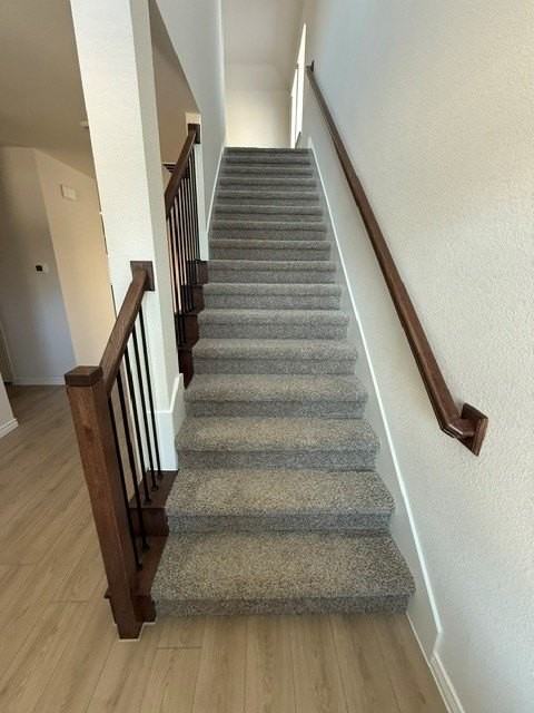 9904 Anyhow Dr - Photo 5 of 38