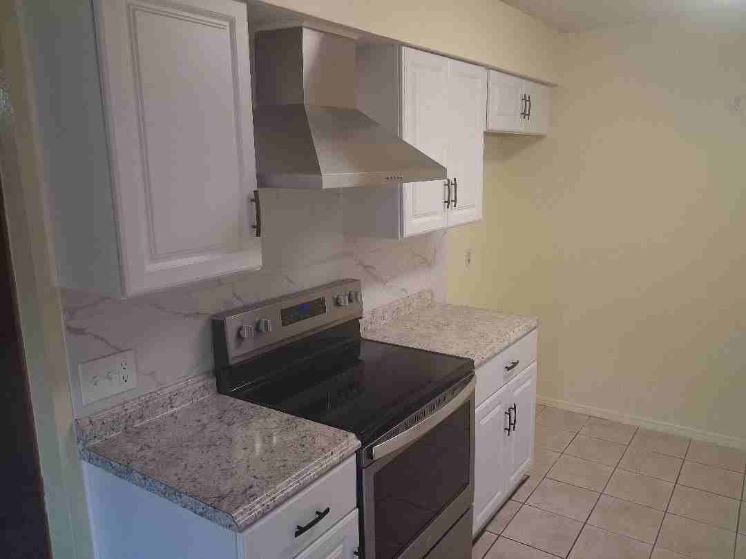 2206 Sexton Dr - Photo 6 of 25