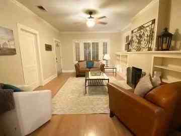 2545 Rogers Ave - Photo 6 of 34