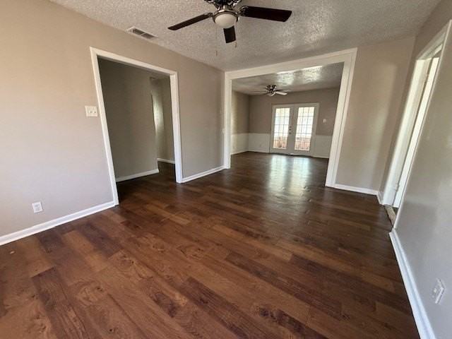 3849 Janice Ln - Photo 4 of 25